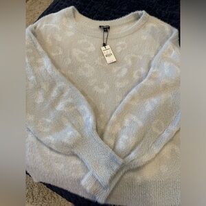 NWT, Express Soft Furry Sweater L